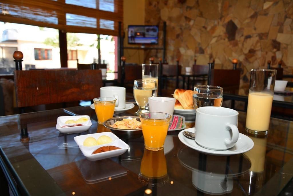 سالتا Hotel Del Pilar المظهر الخارجي الصورة